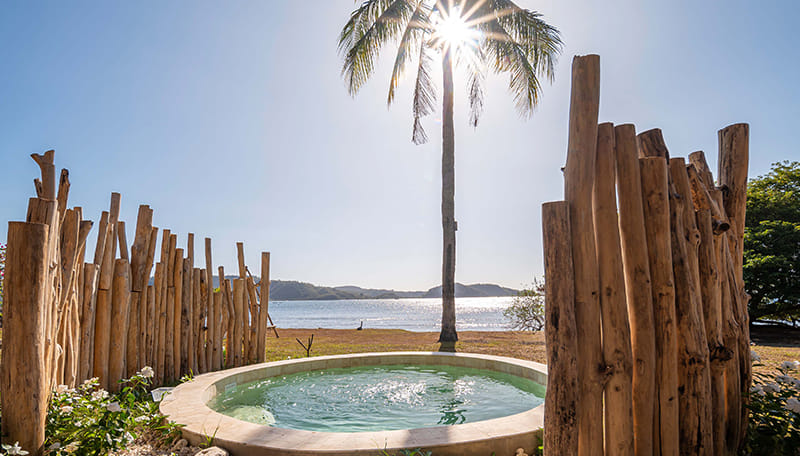 Bleu MATHIS Gili Asahan Zimmer 2